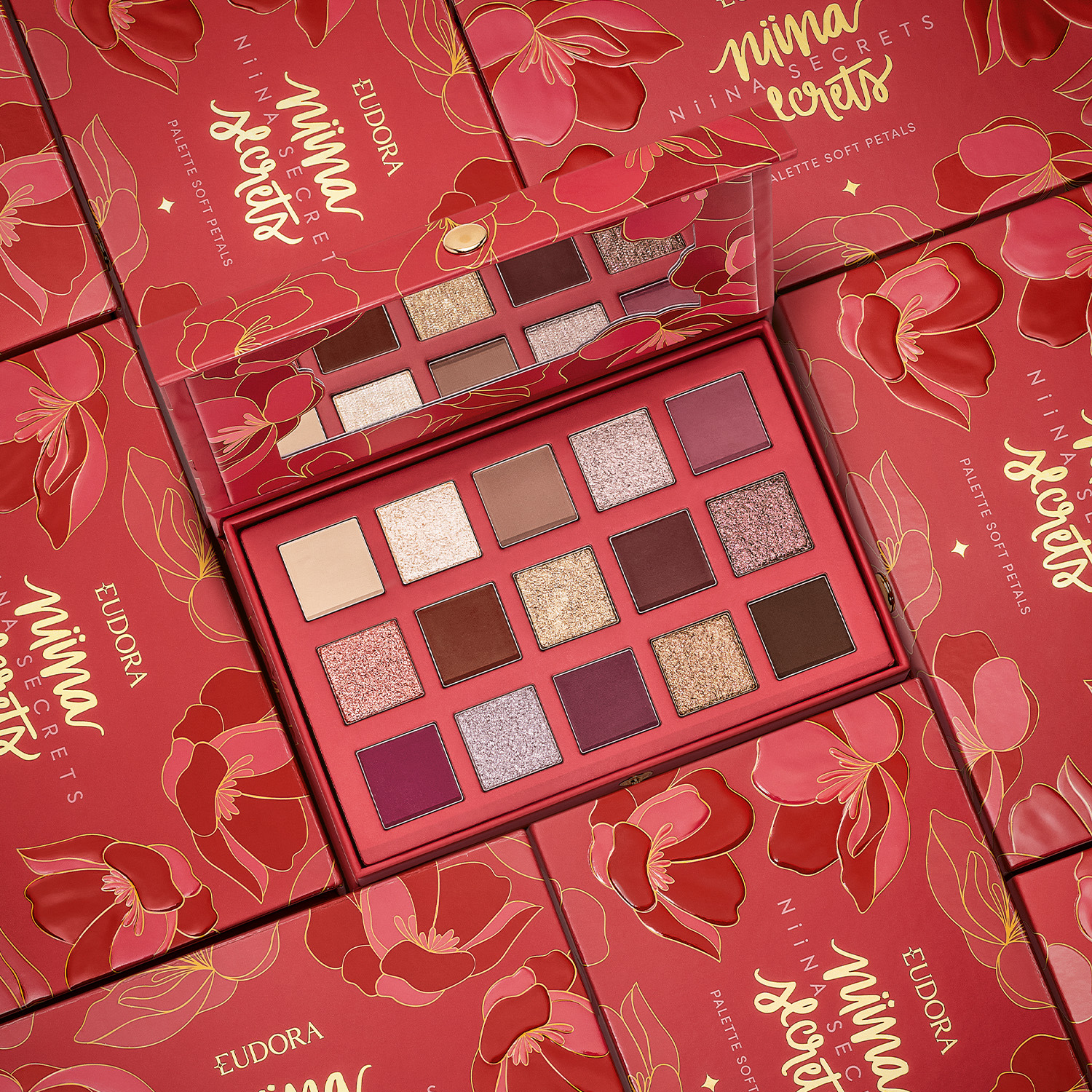 Niina Secrets Combo Soft Petals: Paleta + Iluminador + Lápis